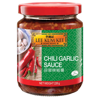 LeeKumKeeChilliGarlicSauce_226g_SilkRoutes_1_a5c528ee-e297-4b7d-b6d0-4e77203bbd19
